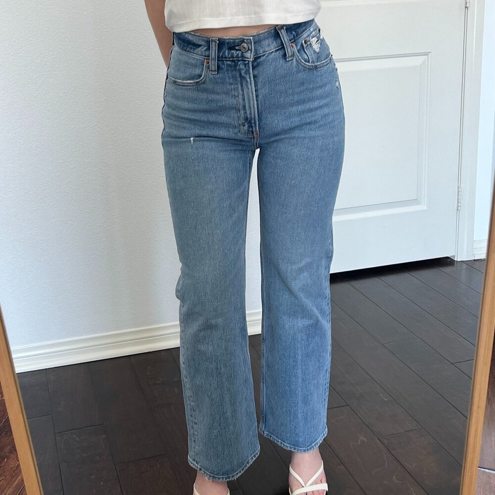 Abercrombie & Fitch High Rise 90s Relaxed Medium-Wash Jean X-Short Inseam